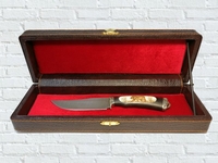 Нож "Судак" в шкатул (ст. дамасск, мельхиор литьё, экскл. дерево, костяная плашка)
