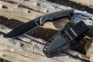 Тактический нож " Savage  AUS 8" черный