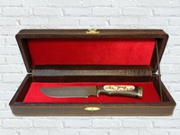 Нож "Орел" в шкатулке (ст.дамасск., мельхиор литьё, костяная плашка)